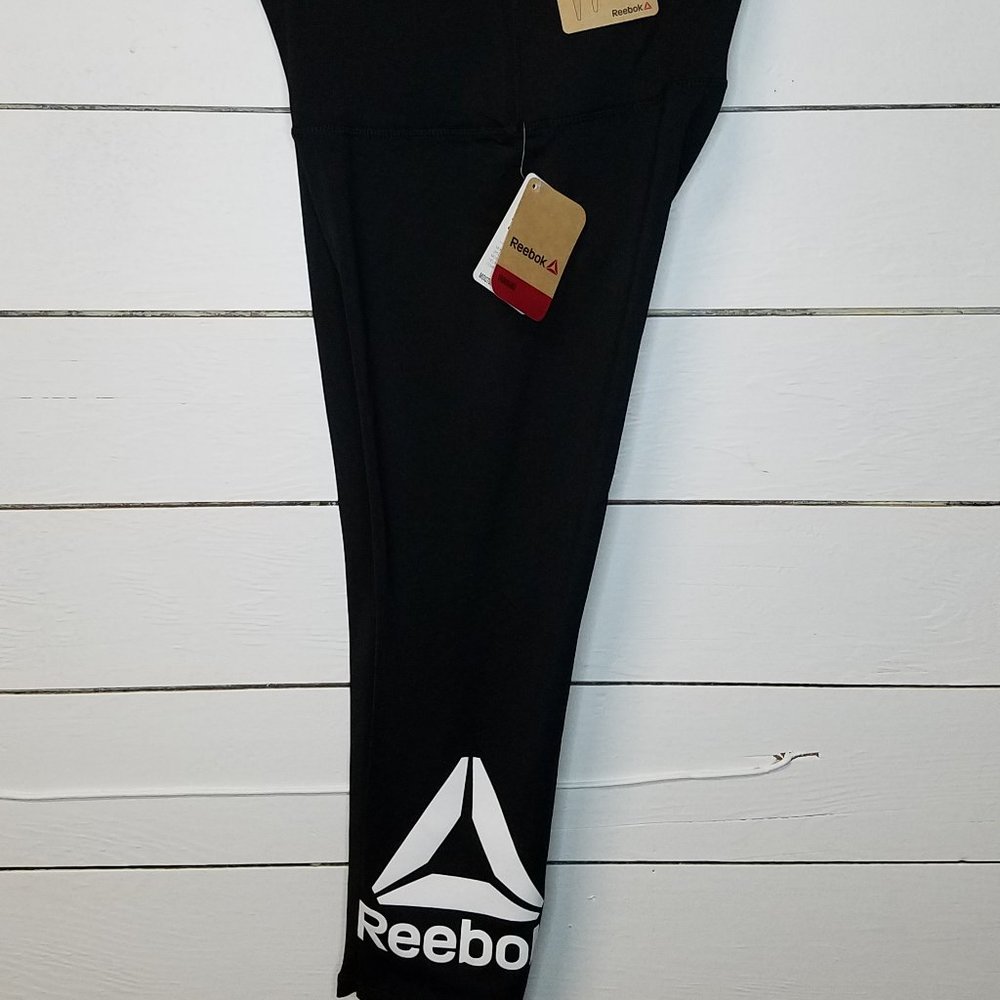 NEW Reebok High Rise Capri Legging SMALL - Picture 7 of 15